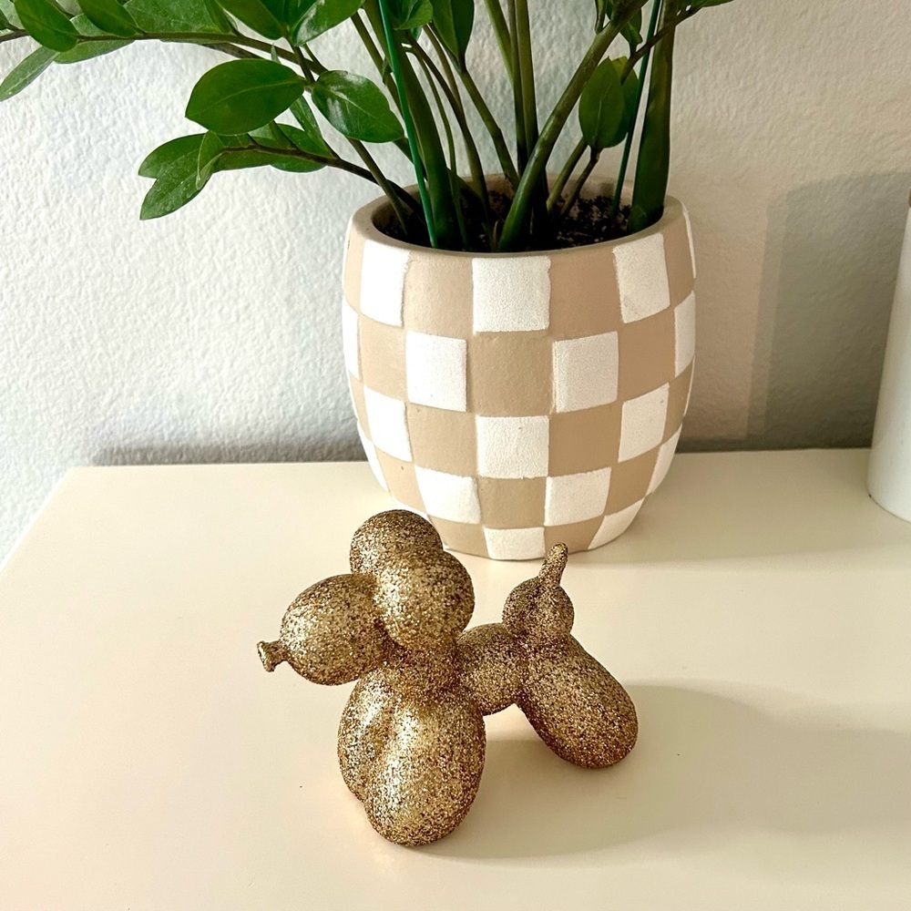 (Bundle 3 for $15) Gold Glitter Balloon Dog Paperweight Decor - Picture 2 of 3